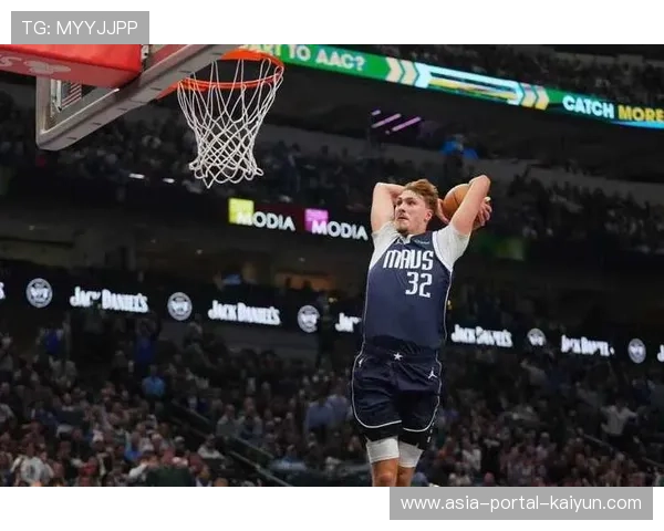 76人送独行侠四连败，马克西34+8+10准三双